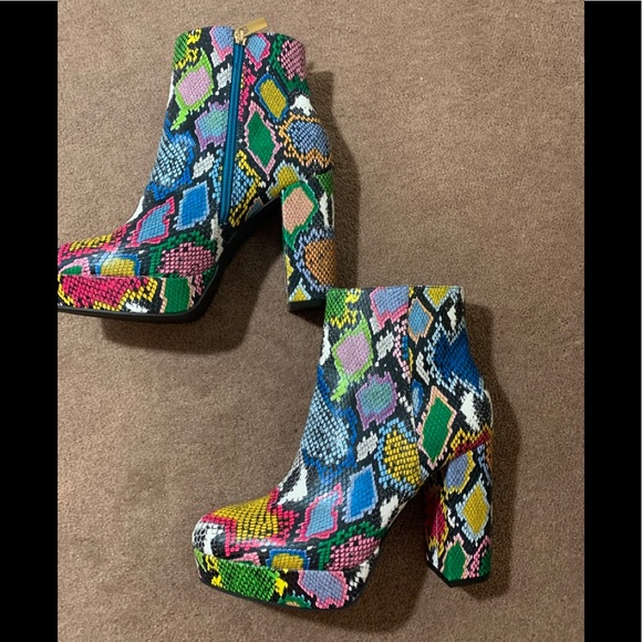 BLUE & GREEN SNAKE SORBET PLATFORM BOOTS- SIZE 9 - Picture 2 of 6